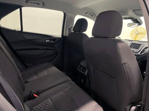 Used 2021 Chevrolet Equinox LT image 25