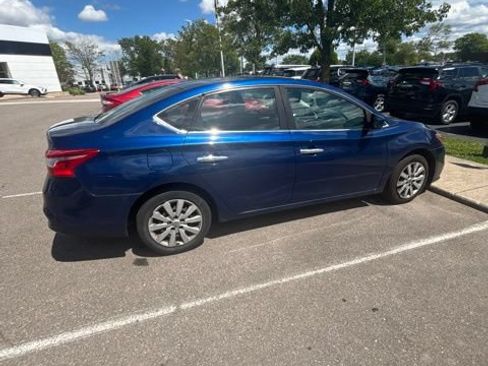 Used 2018 Nissan Sentra S FWD image 3