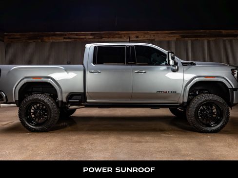 Used 2024 GMC Sierra 2500 AT4 w/ AT4 Premium Plus Package image 11