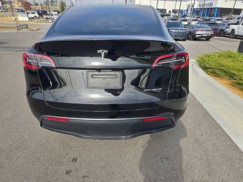 Used 2025 Tesla Model Y Long Range image 7