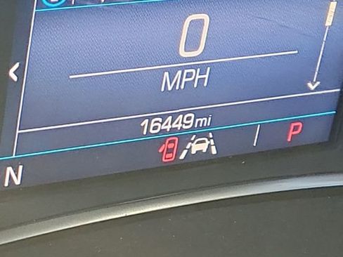 Used 2024 GMC Terrain SLE w/ Driver Convenience Package image 15