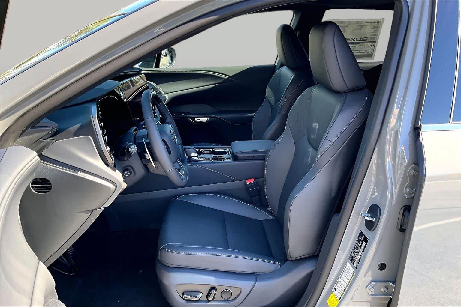 New 2026 Lexus RX 350 F Sport w/ Convenience Package FWD image 18