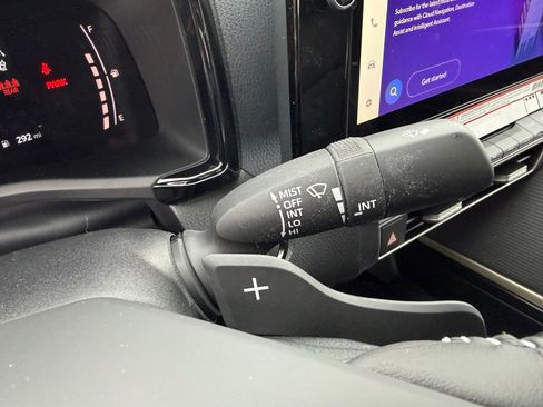 New 2026 Toyota Camry Hybrid image 28