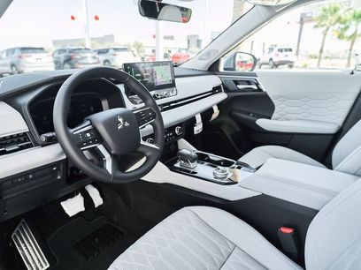 New 2026 Mitsubishi Outlander SEL