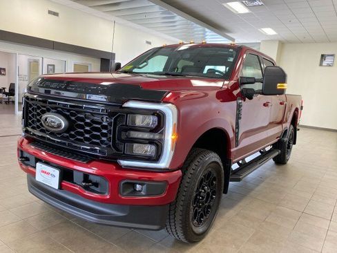 Used 2026 Ford F250 XLT w/ XLT Premium Package AWD/4WD image 4