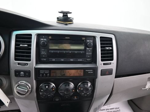 Used 2008 Toyota 4Runner SR5 AWD/4WD image 20
