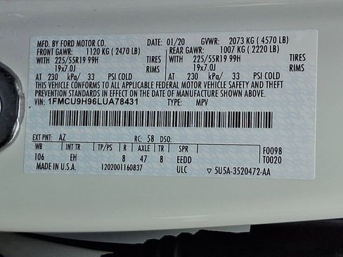 Certified 2020 Ford Escape SEL image 28