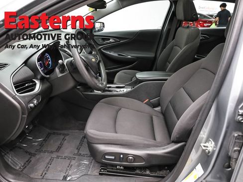 Used 2024 Chevrolet Malibu LT FWD image 14