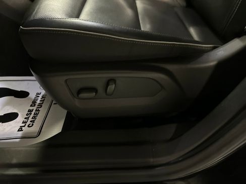 Used 2022 Buick Envision Essence w/ Safety Package image 13