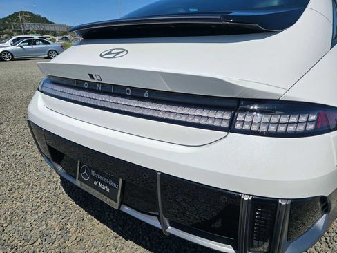 Used 2024 Hyundai Ioniq 6 SE AWD/4WD image 15