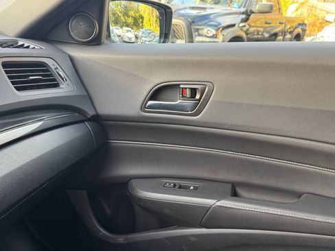 Used 2022 Acura ILX image 29