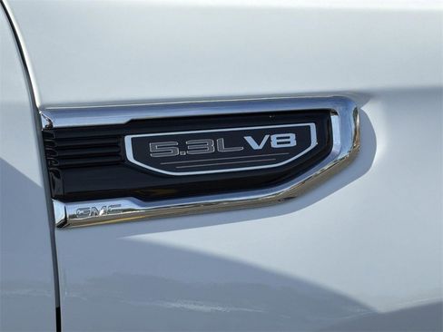 Used 2024 GMC Sierra 1500 SLT image 36