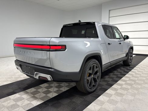 Used 2023 Rivian R1T Adventure AWD/4WD image 5