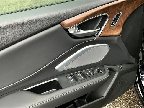 Used 2024 Acura RDX SH-AWD w/ Advance Package image 18