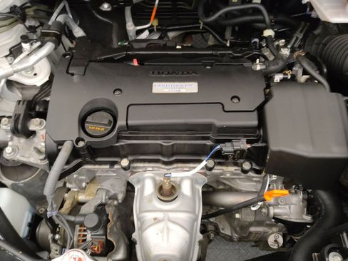 Used 2019 Honda CR-V LX image 30