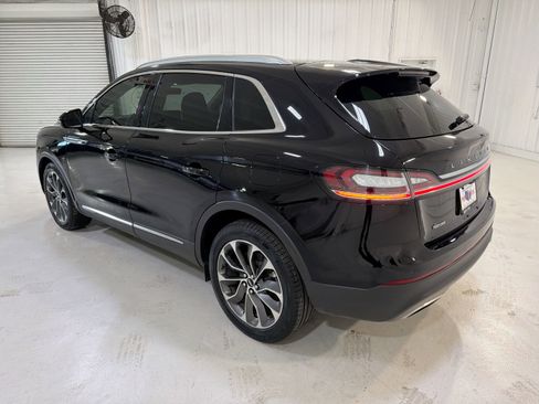 Used 2023 Lincoln Nautilus Reserve w/ Luxury Package image 26