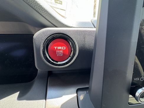 New 2025 Toyota Tacoma TRD Off-Road image 30