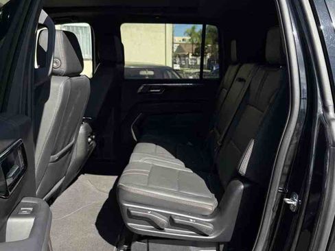 Used 2025 Chevrolet Suburban RST w/ Sun And Tow Package image 20