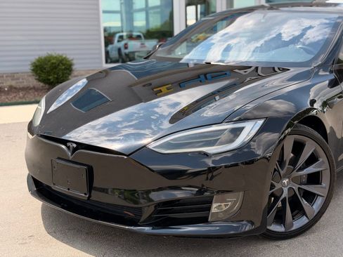 Used 2020 Tesla Model S Long Range AWD/4WD image 4