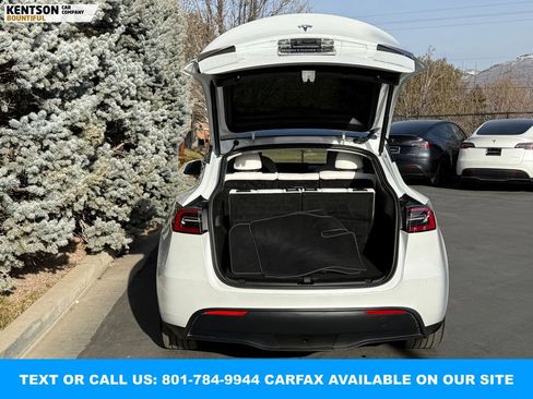 Used 2023 Tesla Model Y Long Range image 35