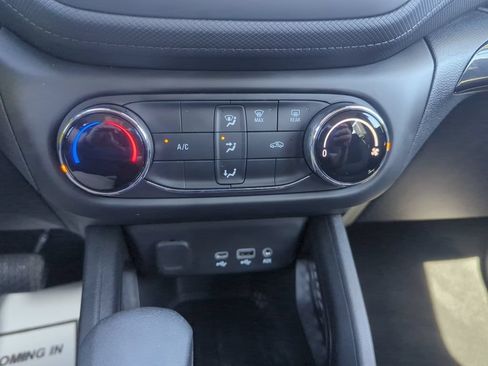 Certified 2023 Chevrolet TrailBlazer LS FWD image 23