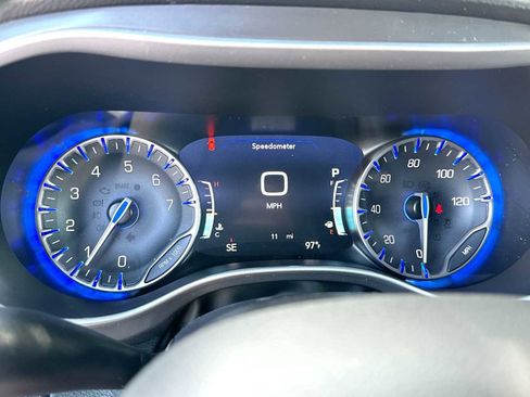 New 2026 Chrysler Pacifica Select FWD image 19