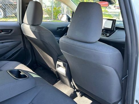 Used 2024 Toyota Corolla LE FWD image 39