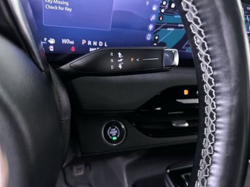 Used 2025 Buick Enclave Preferred image 16