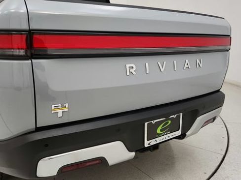 Used 2022 Rivian R1T Adventure AWD/4WD image 42