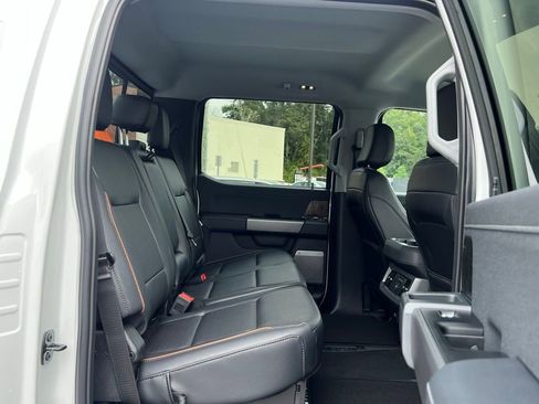 New 2026 Ford F250 Lariat w/ Lariat Ultimate Package image 29