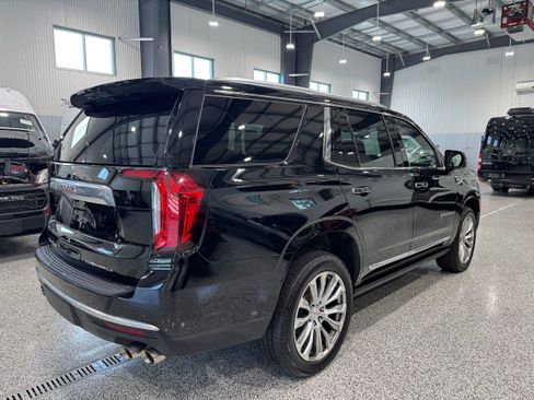 Used 2022 GMC Yukon Denali AWD/4WD image 6