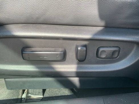 Used 2017 Honda Accord Sport image 5