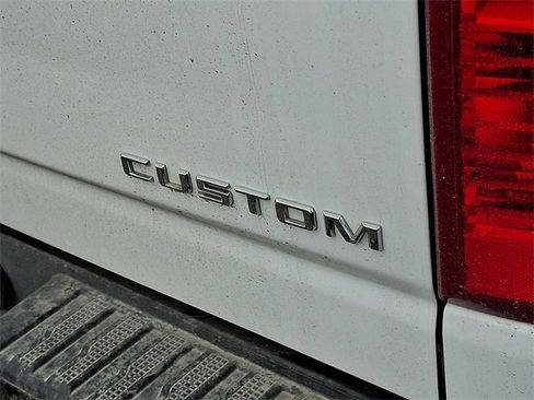 Used 2025 Chevrolet Silverado 2500 Custom w/ Z71 Off-Road Package image 8