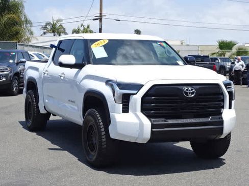 Used 2024 Toyota Tundra SR5 w/ Advanced Technology Package AWD/4WD image 2