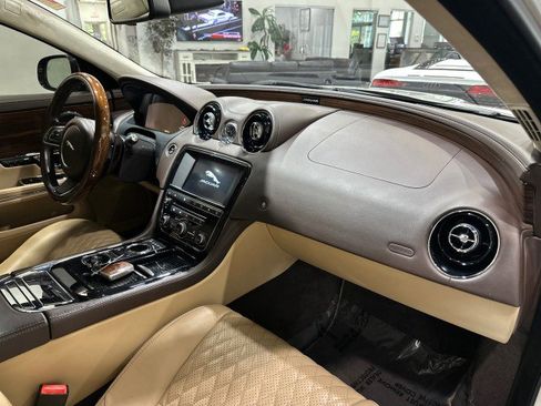 Used 2017 Jaguar XJ L Portfolio RWD image 53