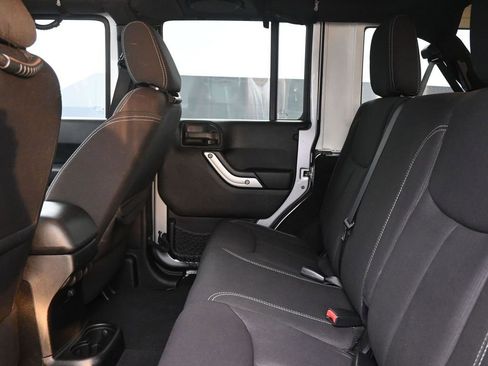 Used 2013 Jeep Wrangler Unlimited Sahara w/ Dual Top Group image 19