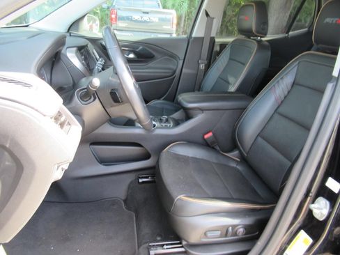 Used 2022 GMC Terrain AT4 w/ Infotainment Package II AWD/4WD image 19