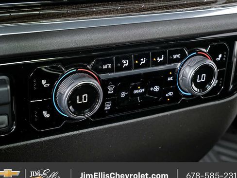 Used 2024 Chevrolet Silverado 1500 RST image 15