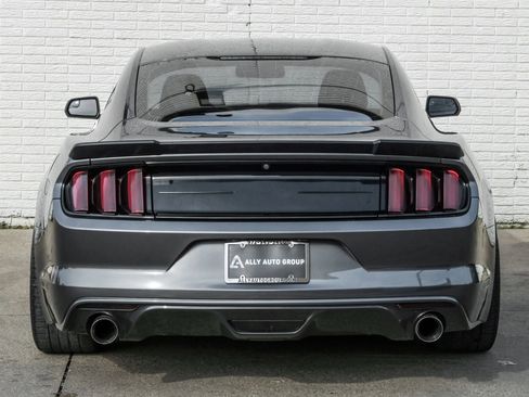 Used 2017 Ford Mustang GT w/ GT Performance Package image 8