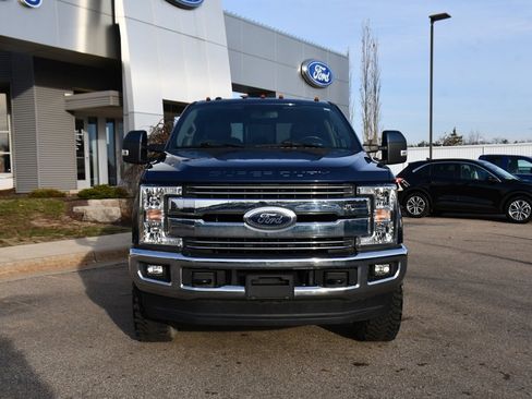Used 2017 Ford F350 Lariat image 10