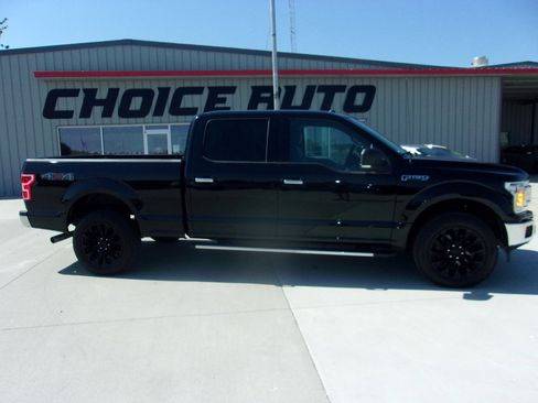 Used 2018 Ford F150 XLT w/ Equipment Group 302A Luxury AWD/4WD image 13