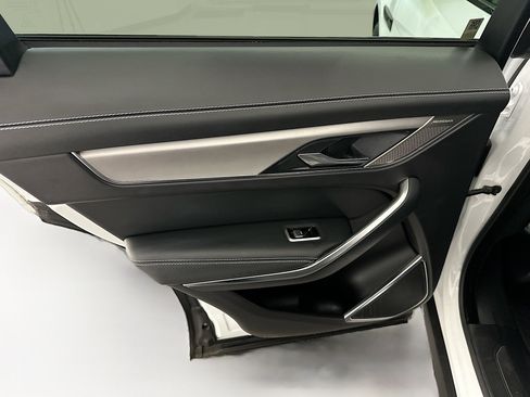 Used 2024 Jaguar F-PACE R-Dynamic S image 28