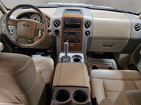 Used 2004 Ford F150 Lariat RWD image 2