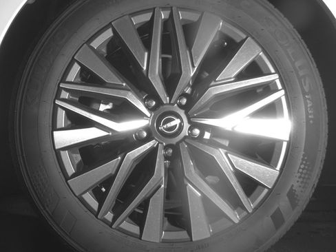 Used 2025 Nissan Altima 2.5 SV image 12