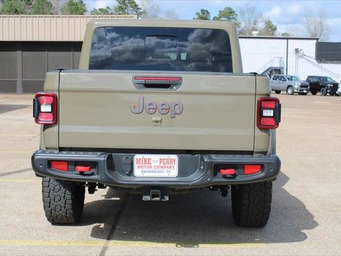 Certified 2020 Jeep Gladiator Rubicon image 8