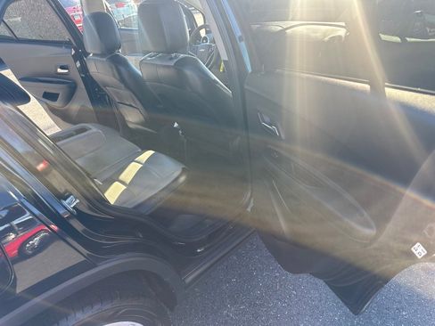 Used 2015 Chevrolet Trax LTZ image 24