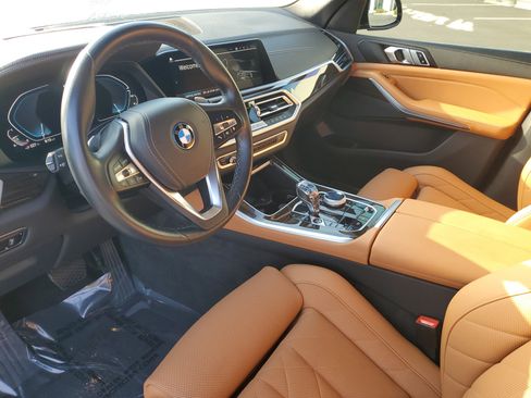 Used 2023 BMW X5 xDrive45e w/ Executive Package image 22