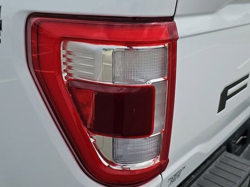 Used 2021 Ford F150 Lariat w/ FX4 Off-Road Package image 34