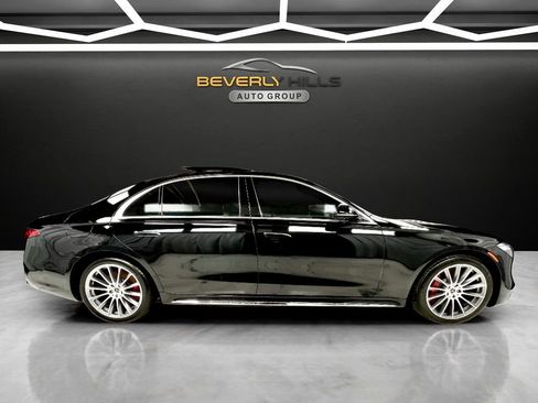 Used 2022 Mercedes-Benz S 500 AMG Sport Pkg w/ AMG Line Package image 6