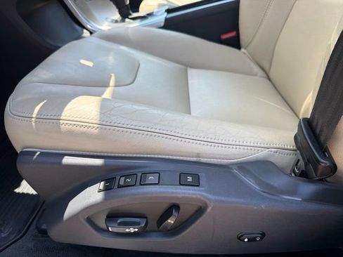 Used 2016 Volvo XC60 T6 Platinum AWD/4WD image 14